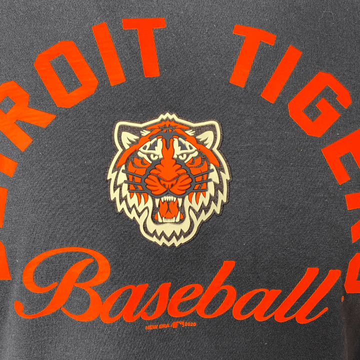 Men's Detroit Tigers New Era Tiger Logo Long Sleeve T-Shirt - CMD Sports