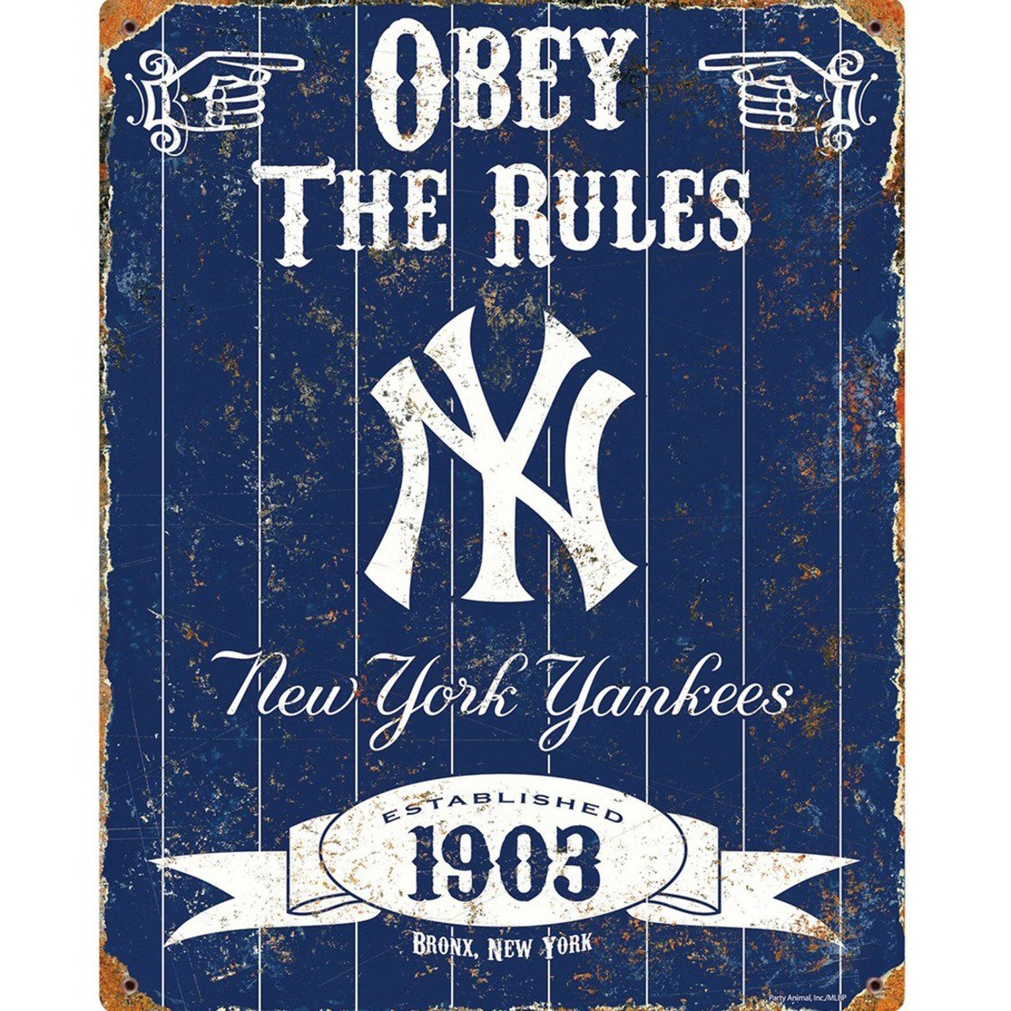 New York Yankees Embossed Metal Sign – CMD Sports